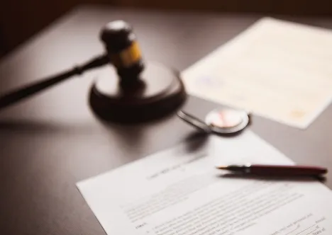 agreement with pen and gavel